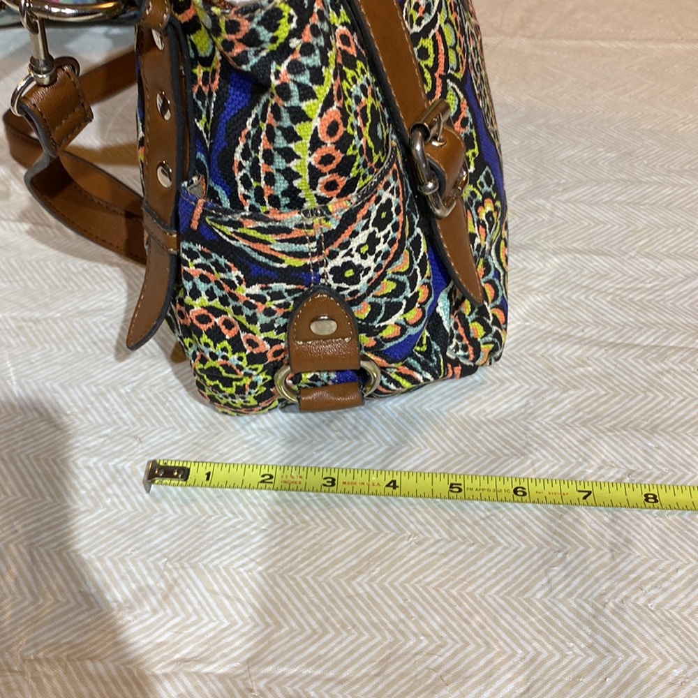 Relic • Bold Blue Paisley Bag - Picture 6 of 6
